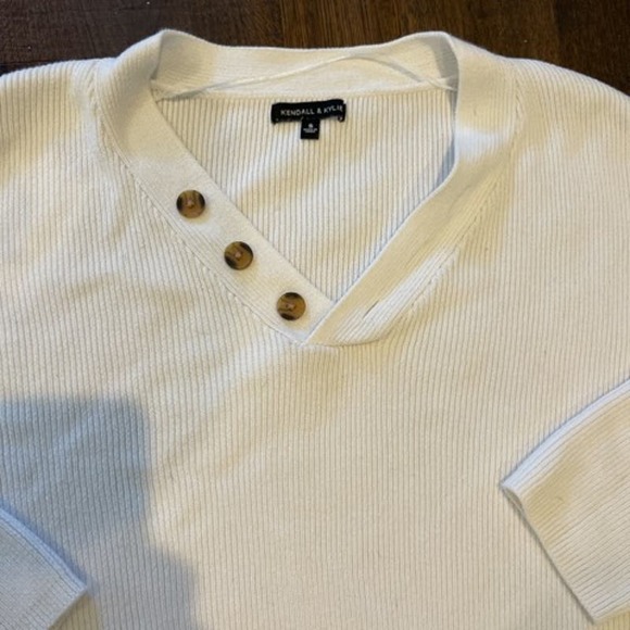 Kendall and Kyle Ribbed Cropped white Sweater Size S - Picture 3 of 5